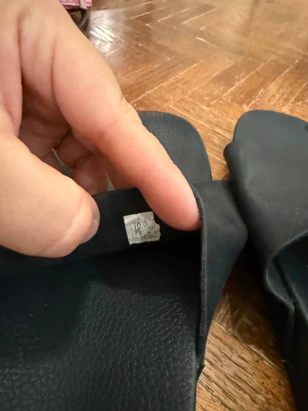 Vans slides